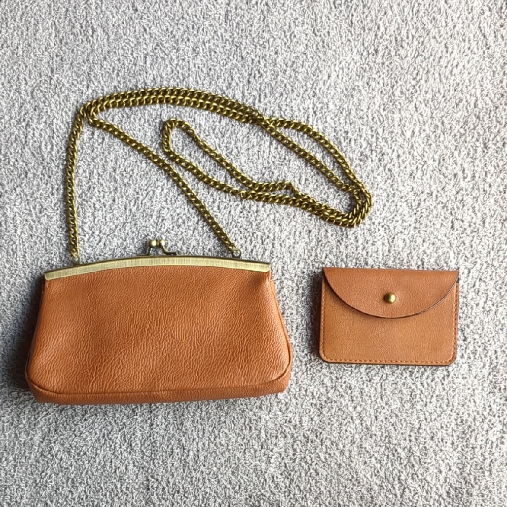 Universal Thread Bag And Card Holder Bundle In Tan